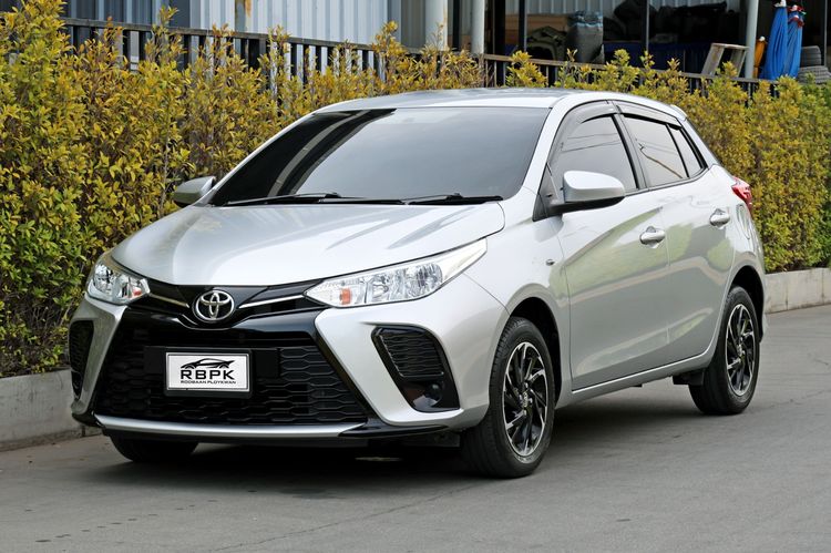 Toyota Yaris 2021 1.2 Entry Sedan เบนซิน ไม่ติดแก๊ส เกียร์อัตโนมัติ เทา