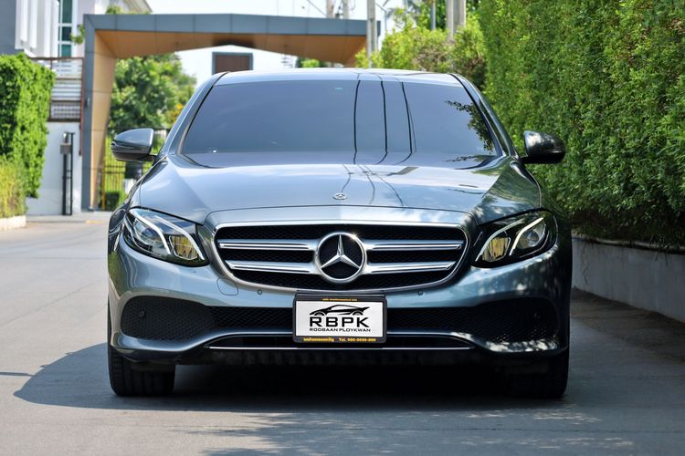 Mercedes-Benz E-Class 2017 E350 Sedan ปลั๊กอินไฮบริด (PHEV) ไม่ติดแก๊ส เกียร์อัตโนมัติ เทา รูปที่ 2