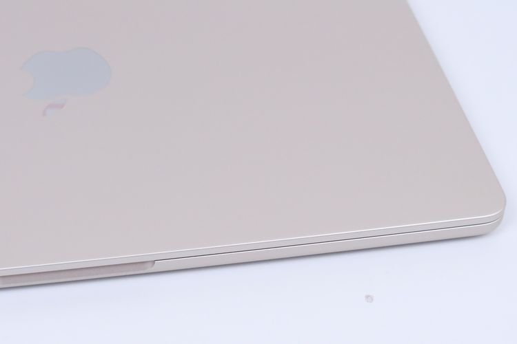 MacBook Air M4 13" 1656GB  รูปที่ 6