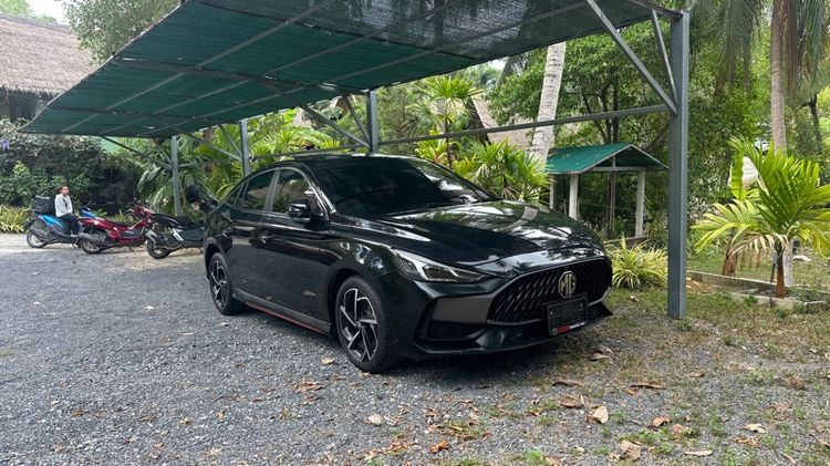 MG MG5 2023 1.5 X Sedan เบนซิน เกียร์อัตโนมัติ ดำ