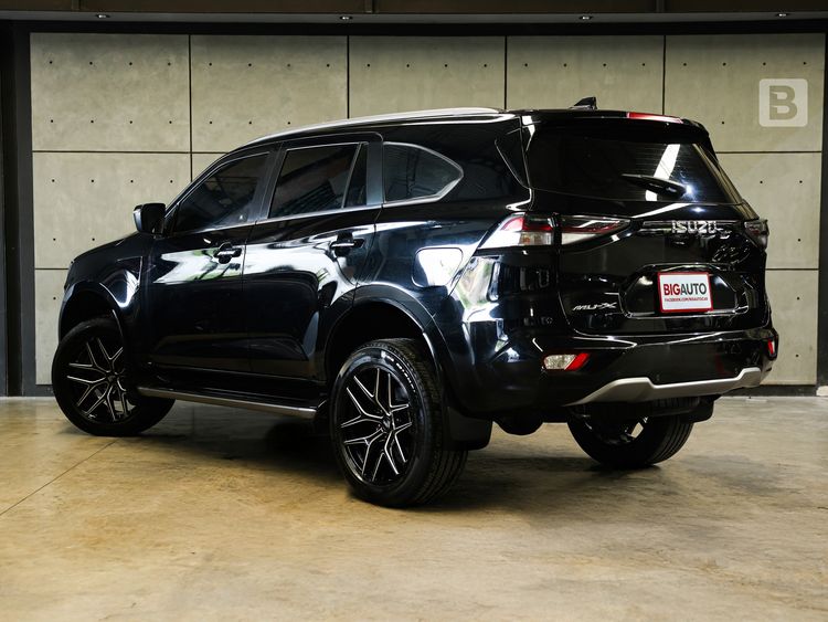 Isuzu MU-X 2022 1.9 ULTIMATE 2WD Utility-car ดีเซล ไม่ติดแก๊ส เกียร์อัตโนมัติ ดำ รูปที่ 4