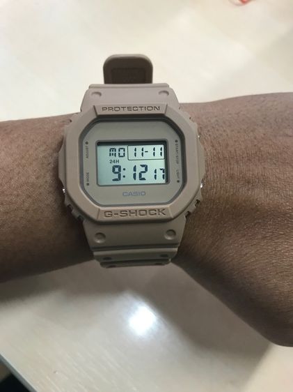 น้ำตาล G-Shock นาฬิกา G shock มือ1