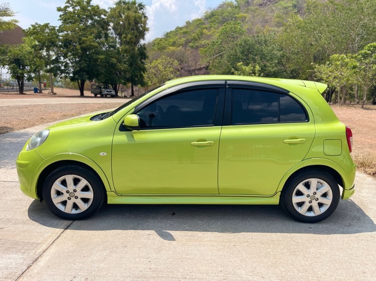 Nissan March 2011 1.2 V Sedan เบนซิน เกียร์อัตโนมัติ เขียว รูปที่ 4