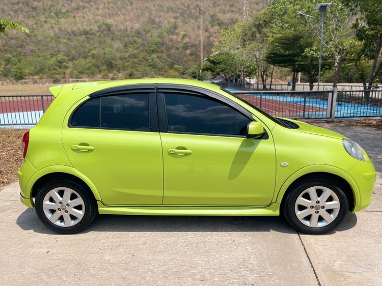 Nissan March 2011 1.2 V Sedan เบนซิน เกียร์อัตโนมัติ เขียว รูปที่ 3