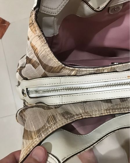 Coach ของแท้ สภาพดีมาก สภาพลืมใช้ รูปที่ 16