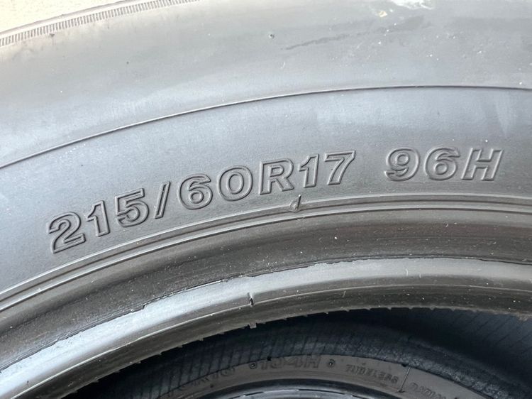ยาง Bridgestone HL33 215 60 17 ปี24 คู่ 1500 บาท สภาพดี รูปที่ 5