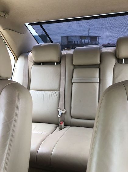 รถ Toyota Camry 2.4 G สี ดำ