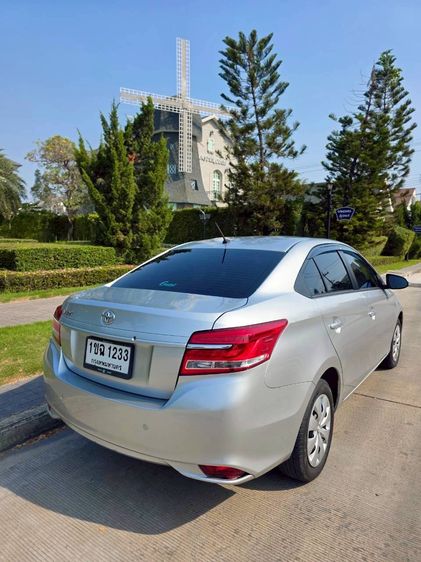 Toyota Vios 2019 1.5 Entry Sedan เบนซิน ไม่ติดแก๊ส เกียร์อัตโนมัติ บรอนซ์เงิน รูปที่ 3