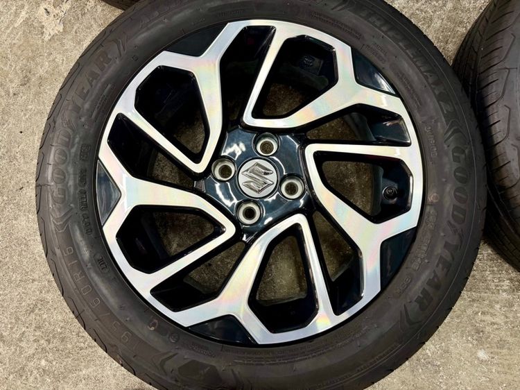 ล้อแม็ก SUZUKI SWIFT ขอบ 16” ถอดป้ายแดง ยาง GOODYEAR 195-60R16 ปี 25 ตุ่มหน้ายางยังอยู่ครบ รูปที่ 5