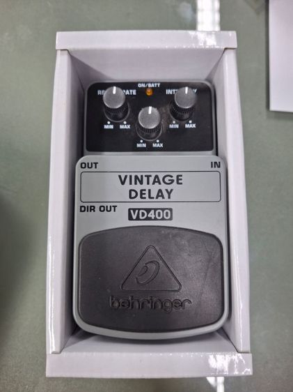เอฟเฟคกีตาร์ Vintage Delay Behringer VD400