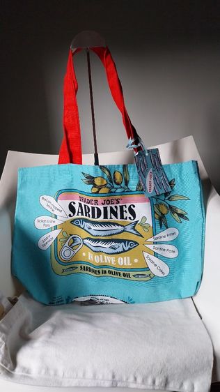 TRADER joe's shopping bags