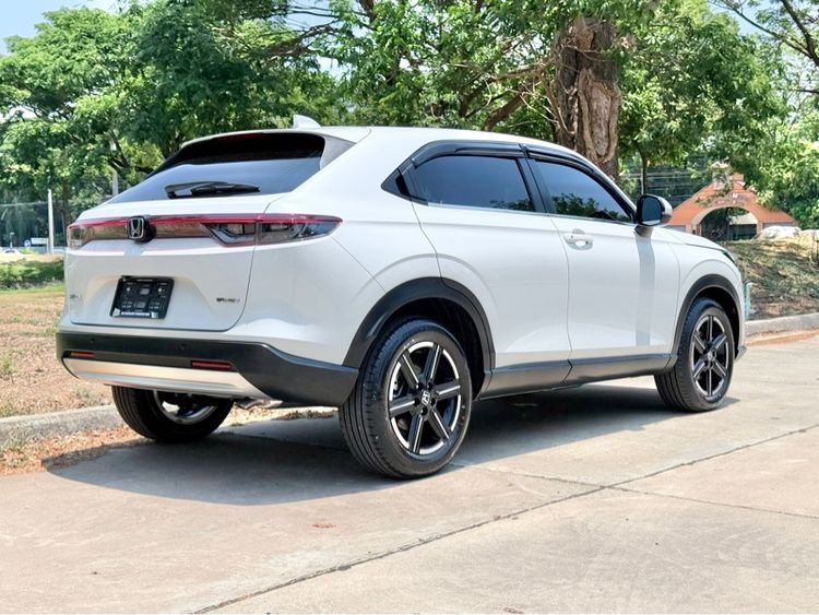 Honda HR-V 2023 1.5 e:HEV E Utility-car ไฮบริด เกียร์อัตโนมัติ ขาว รูปที่ 4