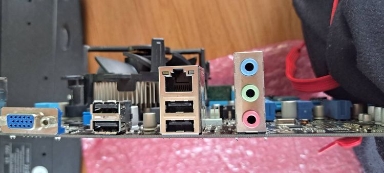 Motherboard Asus H61 M-E รูปที่ 10