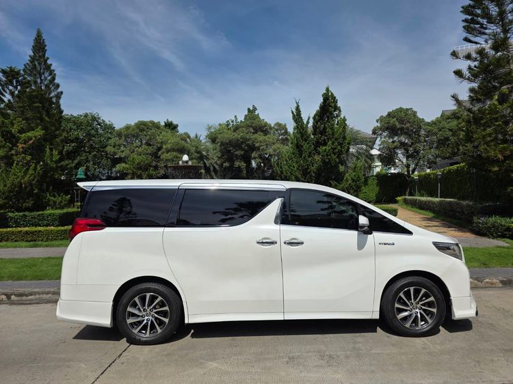 Toyota Alphard 2016 2.5 Hybrid G F-Package E-Four 4WD Utility-car ไฮบริด ไม่ติดแก๊ส เกียร์อัตโนมัติ ขาว รูปที่ 3