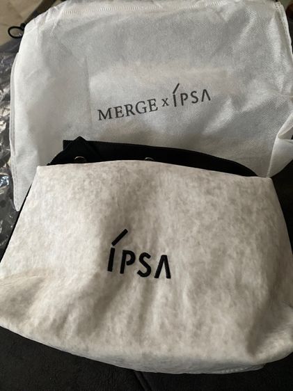 ไม่ระบุ ขาว อื่นๆ กระเป๋า คสอ Ipsa x Merge