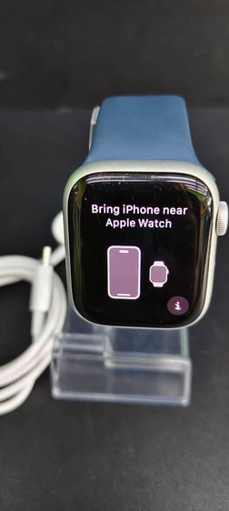 ซิลิโคน น้ำเงิน Apple Watch Series 9 GPS 41mm Aluminium ครบชุด สภาพสวย ใช้งานปกติ