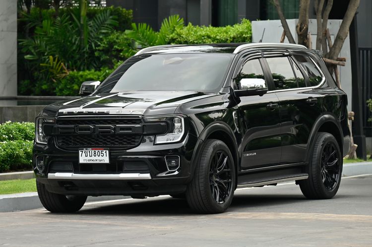 รถ Ford Everest 2.0 Bi-Turbo Titanium+ สี ดำ
