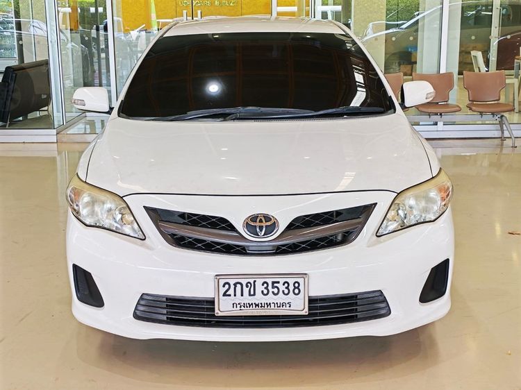 Toyota Altis 2013 1.8 E Sedan เบนซิน ไม่ติดแก๊ส เกียร์อัตโนมัติ ขาว