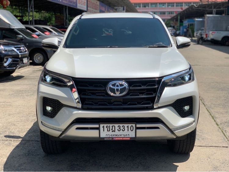 Toyota Fortuner 2020 2.4 V 4WD Utility-car ดีเซล เกียร์อัตโนมัติ ขาว รูปที่ 2