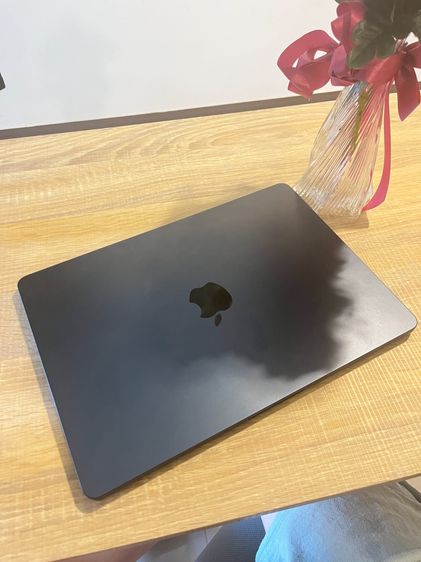 ขาย MacBook Air M2 จอ 13.6" สภาพสวย ครบกล่อง พร้อมใช้งาน 💻✨ รูปที่ 3