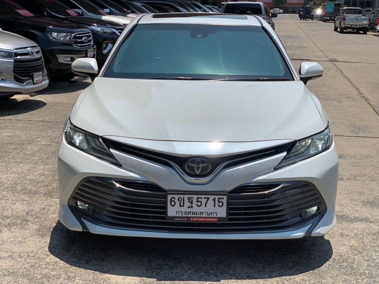Toyota Camry 2019 2.5 Hybrid Premium Sedan ไฮบริด เกียร์อัตโนมัติ ขาว รูปที่ 4