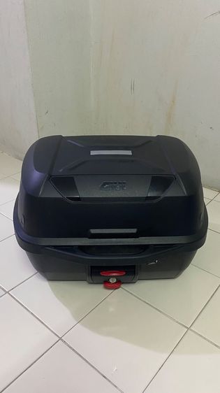 อื่นๆ Givi 43 L กล่องท้ายรถมอเตอร์ไซค์