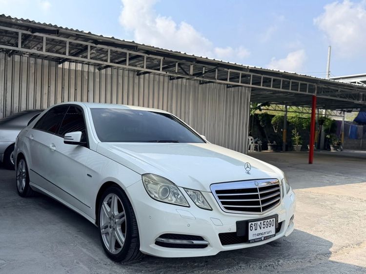 รถ Mercedes-Benz E-Class E200 CGI สี ขาว