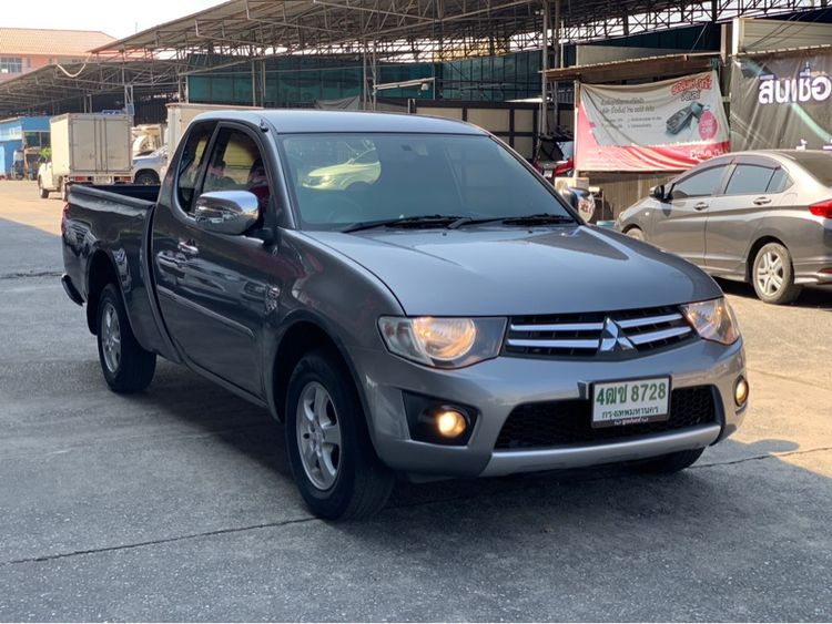 รถ Mitsubishi Triton 2.5 GLX สี เทา