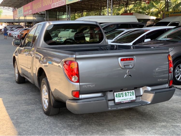 Mitsubishi Triton 2014 2.5 GLX Pickup ดีเซล เกียร์ธรรมดา เทา รูปที่ 4