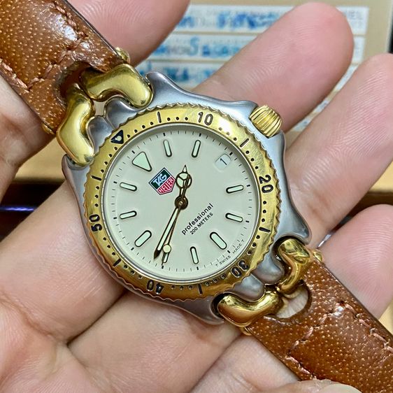 Tag Heuer หน้าครีม Boy สายหนังแท้ศูนย์