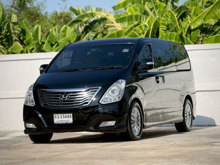 Hyundai Grand Starex 2014 2.5 VIP Van ดีเซล ไม่ติดแก๊ส เกียร์อัตโนมัติ ดำ