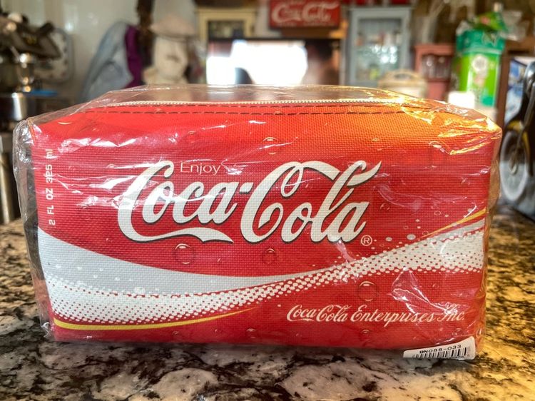 กระเป๋าอเนกประสงค์ลาย Coca-Cola สีแดง