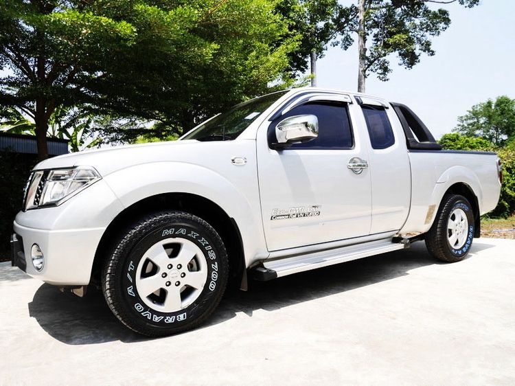 รถ Nissan BIG-M FRONTIER NAVARA 2.5 SE สี บรอนซ์เงิน