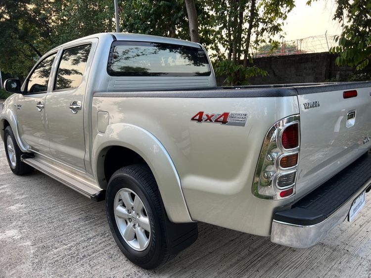 Toyota Hilux Vigo 2010 2.5 E 4WD Pickup ดีเซล เกียร์ธรรมดา เทา รูปที่ 4