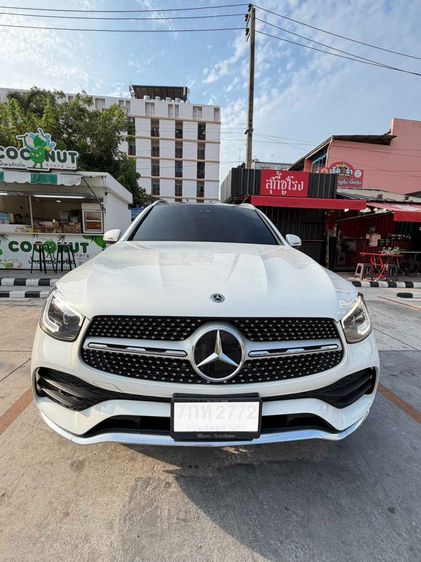 รถ Mercedes-Benz GLC-Class GLC300e สี ขาว