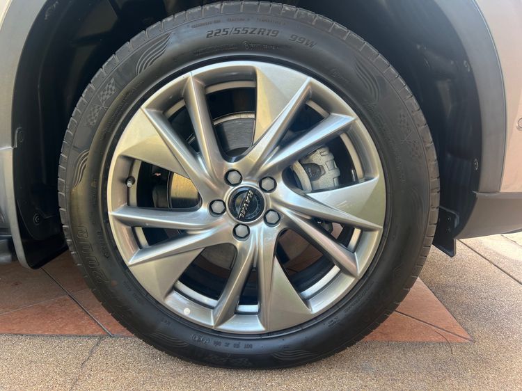 อื่นๆ แม็กนีเซียมอัลลอย 19" ล้อแม็กซ์ พร้อมยาง ขอบ 19“ 5x114.3 ET 40