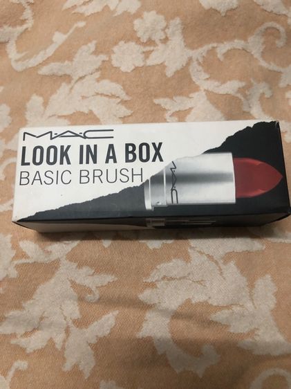 อุปกรณ์เสริมความงาม เซตแปรงแต่งหน้าของแท้ MAC Look in a Box and Basic Brush Set