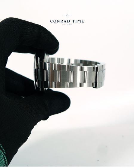 Rolex Oyster Perpetual 134300 Silver Dial Oyster Steel 2025 41mm. Fullset  รูปที่ 17