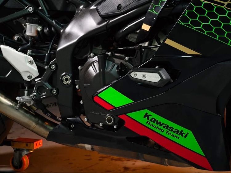 Kawasaki zx25r รูปที่ 5