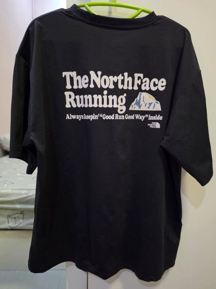เสื้อยืด The north face running สภาพใหม่ รูปที่ 2