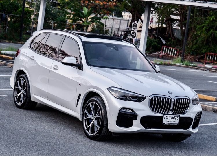 BMW X5 2021 3.0 xDrive45e M Sport 4WD Utility-car เบนซิน ไม่ติดแก๊ส เกียร์อัตโนมัติ ขาว รูปที่ 3