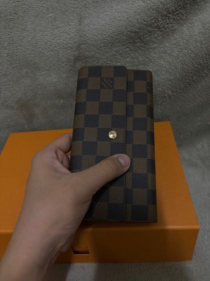 LV Wallet  รูปที่ 6