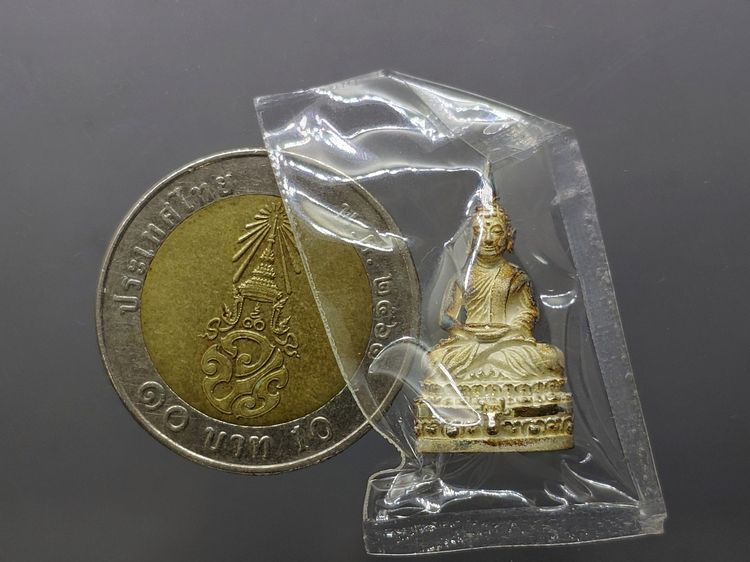 พระนิรันตราย เนื้อเงิน พิมพ์เล็ก 200 ปี พระจอมเกล้าฯ โครงการบูรณะฯ โบราณสถาน วัดมกุฏกษัตริยาราม ปี2547 พร้อมกล่องเดิม รูปที่ 7