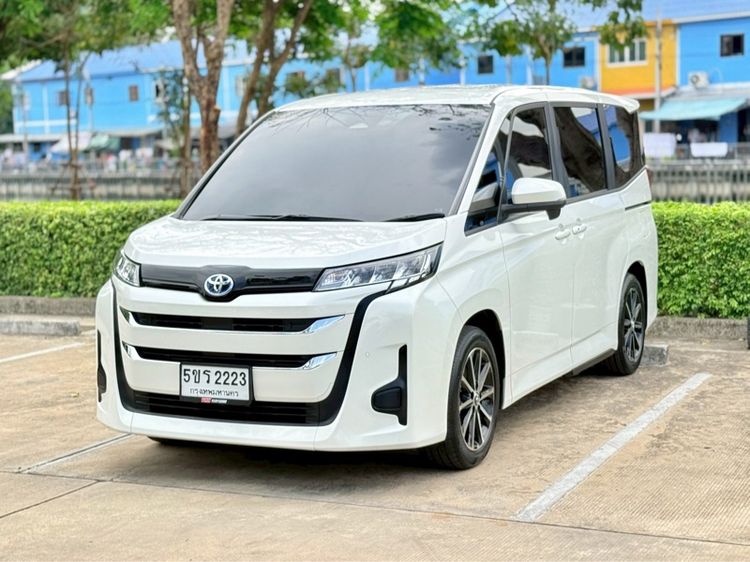 Toyota รุ่นอื่นๆ 2024 รุ่นย่อยอื่นๆ เบนซิน ไม่ติดแก๊ส เกียร์อัตโนมัติ ขาว