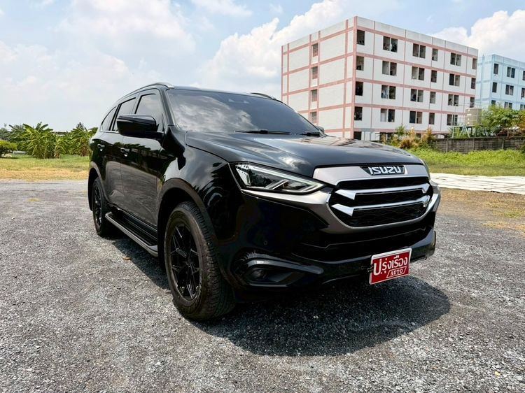 Isuzu MU-X 2021 3.0 Ultimate AT 2WD Utility-car ดีเซล ไม่ติดแก๊ส เกียร์อัตโนมัติ ดำ รูปที่ 3