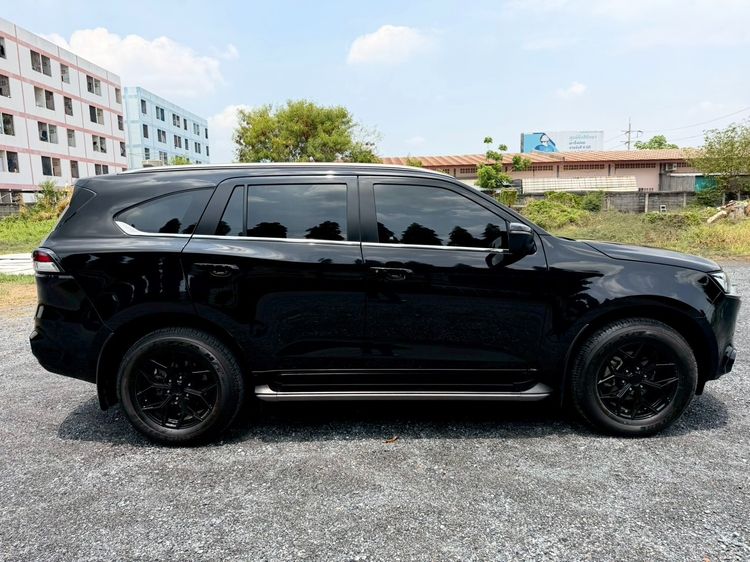 Isuzu MU-X 2021 3.0 Ultimate AT 2WD Utility-car ดีเซล ไม่ติดแก๊ส เกียร์อัตโนมัติ ดำ รูปที่ 4