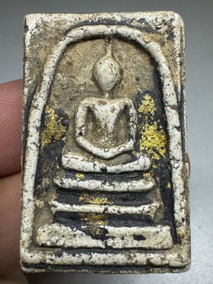 พระสมเด็จวัดระฆังลงรักปิดทอง