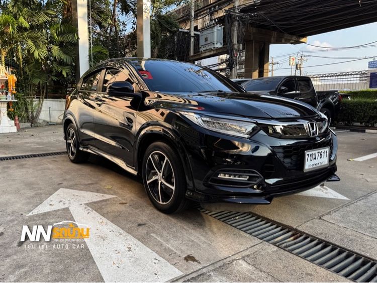 รถ Honda HR-V 1.8 RS สี ดำ