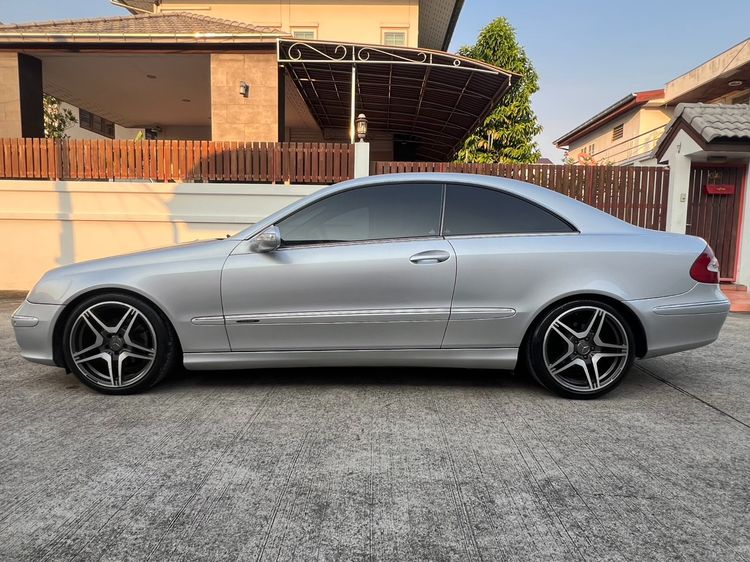 Mercedes-Benz CLK-Class 2003 CLK200 Kompressor Sedan เบนซิน เกียร์อัตโนมัติ บรอนซ์เงิน รูปที่ 3