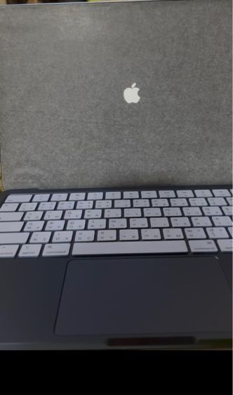 Macbook Neo สี Indigo รูปที่ 2